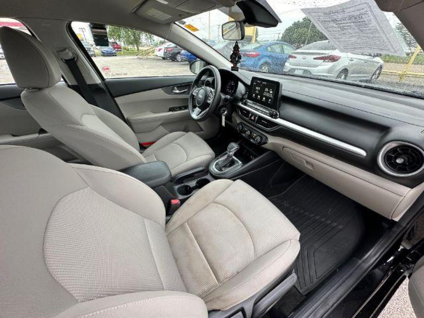 2020 BLACK Kia Forte FE (3KPF24AD4LE) with an 2.0L L4 DOHC 16V engine, Continuously Variable Transmission transmission, located at 2715 W Pioneer Pkwy, Arlington, TX, 76013, (817) 265-9009, 32.710262, -97.153236 - Photo#11