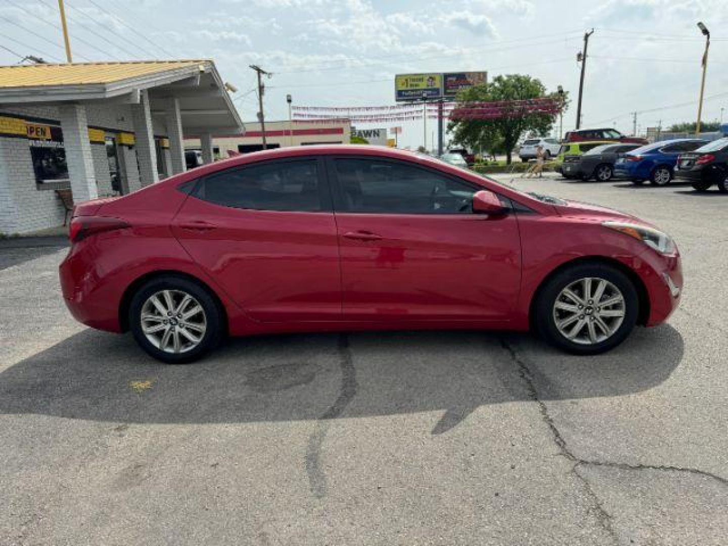 2015 RED Hyundai Elantra SE 6AT (KMHDH4AE2FU) with an 1.8L L4 DOHC 16V engine, 6-Speed Automatic transmission, located at 2715 W Pioneer Pkwy, Arlington, TX, 76013, (817) 265-9009, 32.710262, -97.153236 - Photo#6