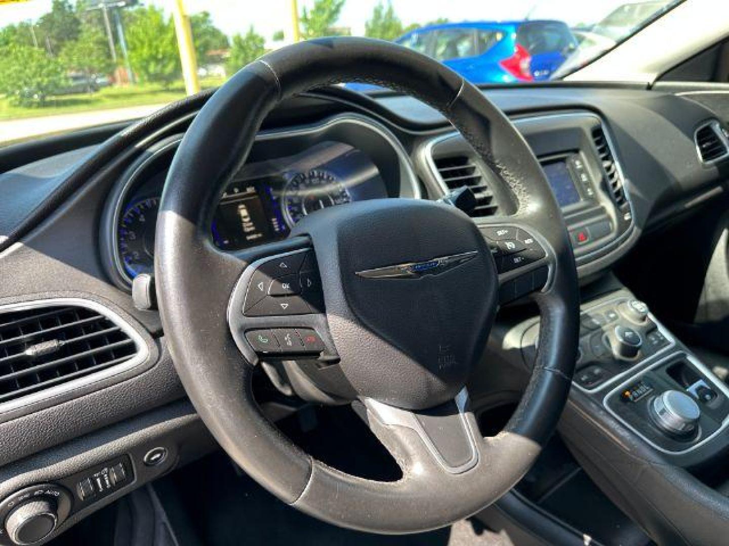 2015 SILVER Chrysler 200 Limited (1C3CCCAB2FN) with an 2.4L L4 DOHC 16V engine, 9-Speed Automatic transmission, located at 2715 W Pioneer Pkwy, Arlington, TX, 76013, (817) 265-9009, 32.710262, -97.153236 - Photo#14