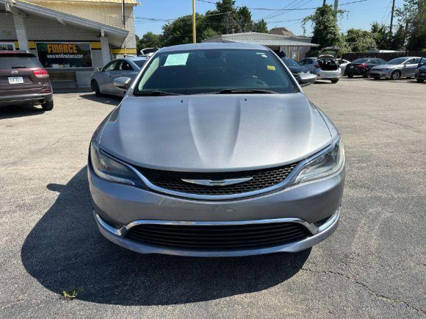 2015 SILVER Chrysler 200 Limited (1C3CCCAB2FN) with an 2.4L L4 DOHC 16V engine, 9-Speed Automatic transmission, located at 2715 W Pioneer Pkwy, Arlington, TX, 76013, (817) 265-9009, 32.710262, -97.153236 - Photo#3