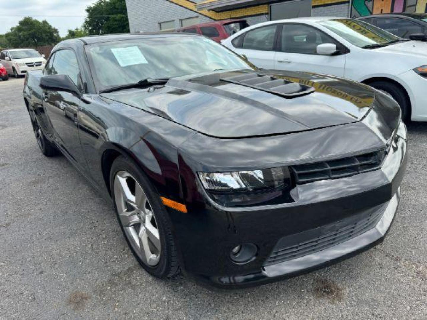 2015 BLACK Chevrolet Camaro 1LT Coupe (2G1FD1E37F9) with an 3.6L V6 DOHC 24V FFV engine, 6-Speed Automatic transmission, located at 2715 W Pioneer Pkwy, Arlington, TX, 76013, (817) 265-9009, 32.710262, -97.153236 - Photo#4