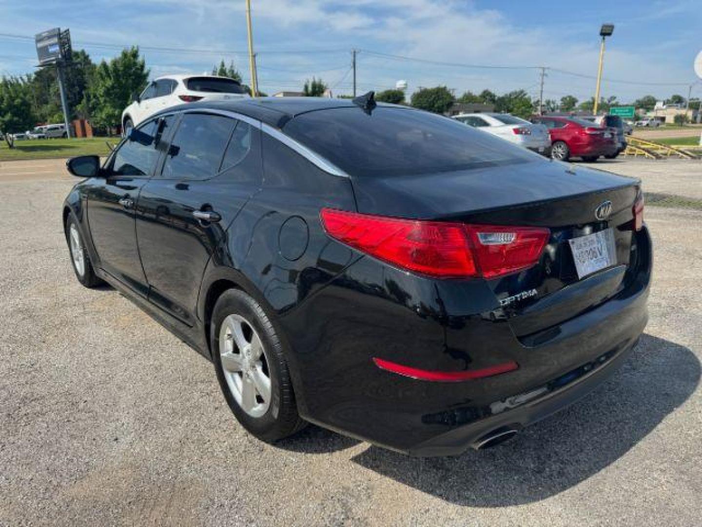 2015 BLACK Kia Optima LX (KNAGM4A70F5) with an 2.4L L4 DOHC 16V engine, 6-Speed Automatic transmission, located at 2715 W Pioneer Pkwy, Arlington, TX, 76013, (817) 265-9009, 32.710262, -97.153236 - Photo#9