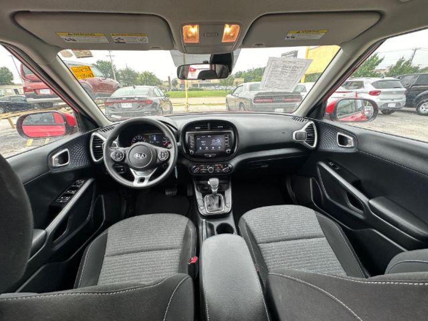 2021 RED Kia Soul S (KNDJ23AU2M7) with an 2.0L L4 DOHC 16V engine, Continuously Variable Transmission transmission, located at 2715 W Pioneer Pkwy, Arlington, TX, 76013, (817) 265-9009, 32.710262, -97.153236 - Photo#13