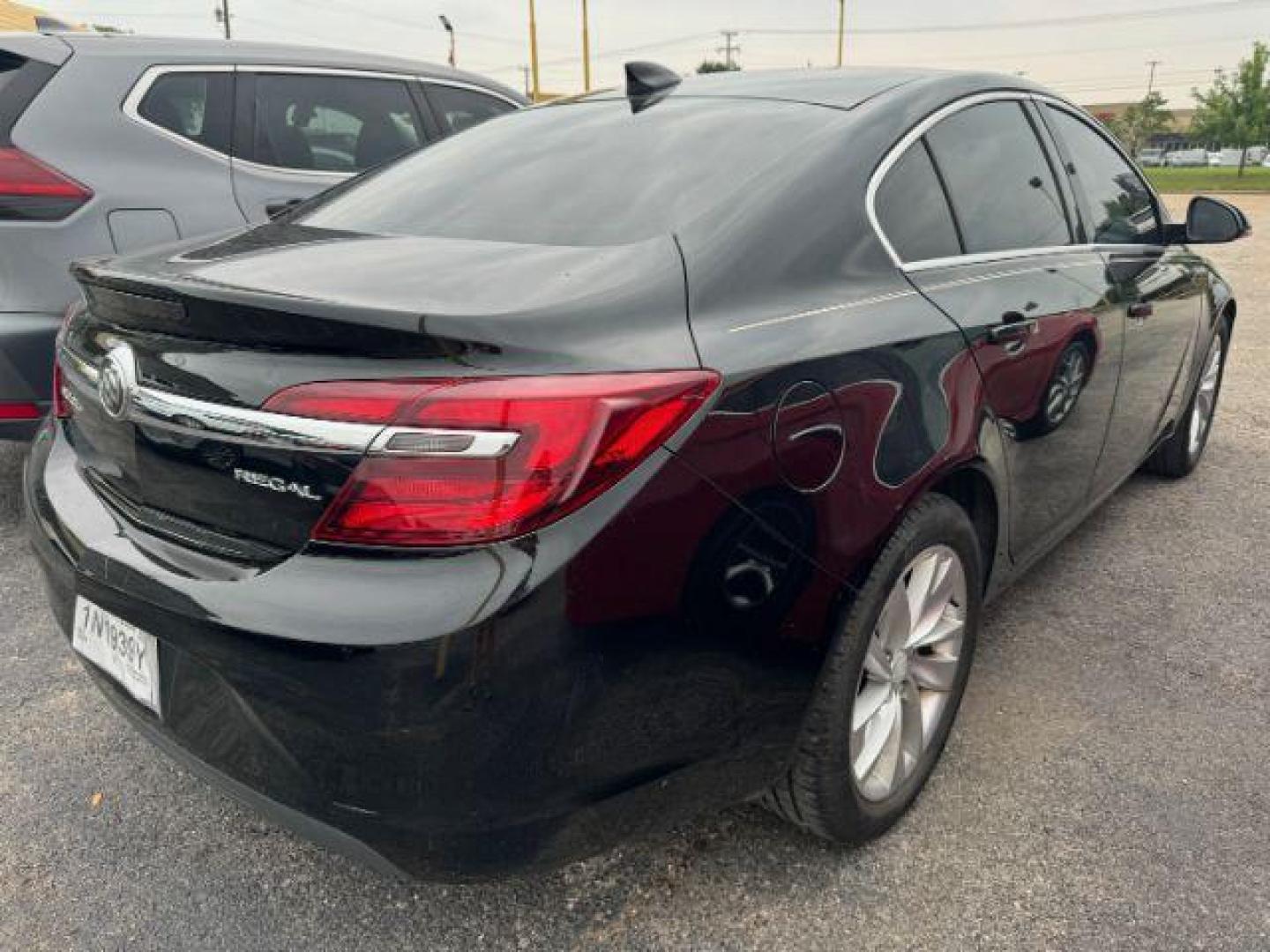 2015 BLACK Buick Regal Fleet (2G4GV5EK5F9) with an 2.4L L4 DOHC 16V engine, 6-Speed Automatic transmission, located at 2715 W Pioneer Pkwy, Arlington, TX, 76013, (817) 265-9009, 32.710262, -97.153236 - Photo#5