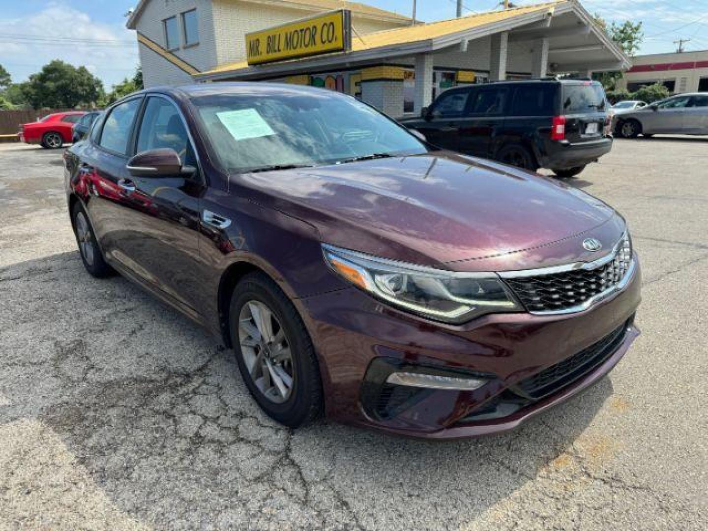 2020 PURPLE Kia Optima LX (5XXGT4L39LG) with an 2.4L L4 DOHC 16V engine, 6-Speed Automatic transmission, located at 2715 W Pioneer Pkwy, Arlington, TX, 76013, (817) 265-9009, 32.710262, -97.153236 - Photo#4