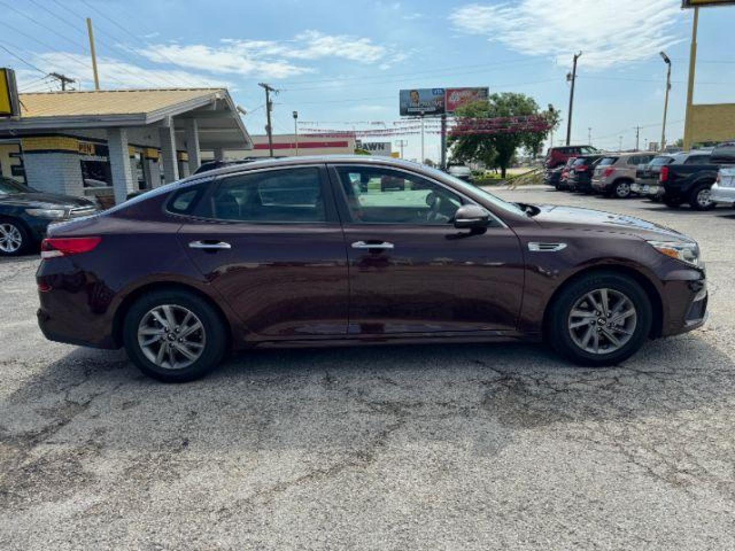 2020 PURPLE Kia Optima LX (5XXGT4L39LG) with an 2.4L L4 DOHC 16V engine, 6-Speed Automatic transmission, located at 2715 W Pioneer Pkwy, Arlington, TX, 76013, (817) 265-9009, 32.710262, -97.153236 - Photo#5