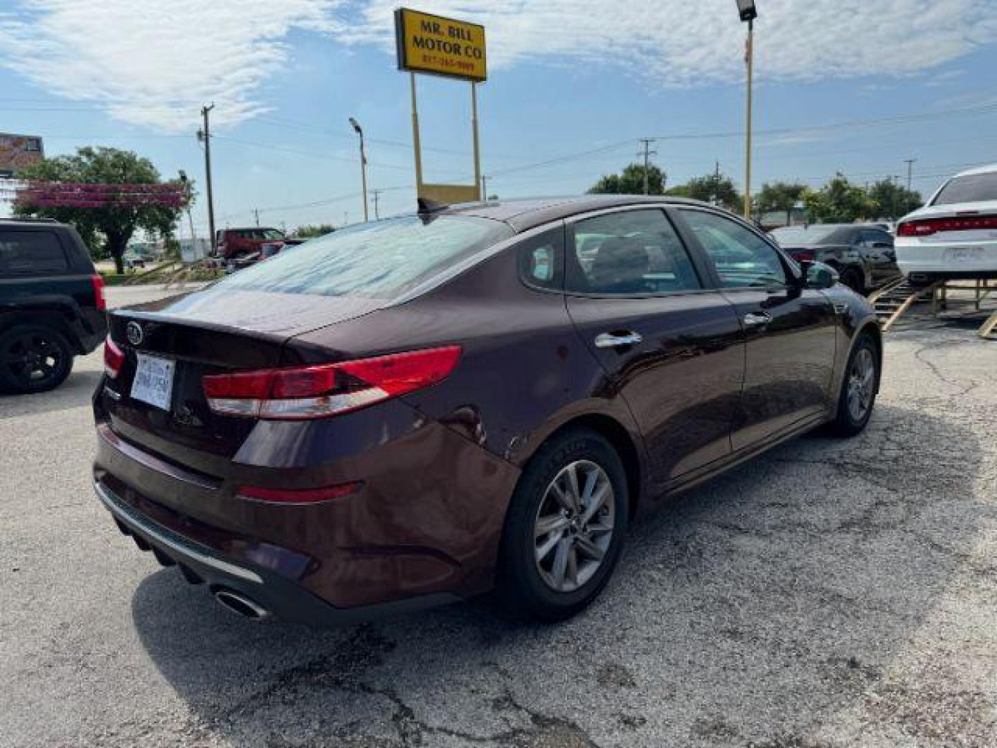 2020 PURPLE Kia Optima LX (5XXGT4L39LG) with an 2.4L L4 DOHC 16V engine, 6-Speed Automatic transmission, located at 2715 W Pioneer Pkwy, Arlington, TX, 76013, (817) 265-9009, 32.710262, -97.153236 - Photo#6