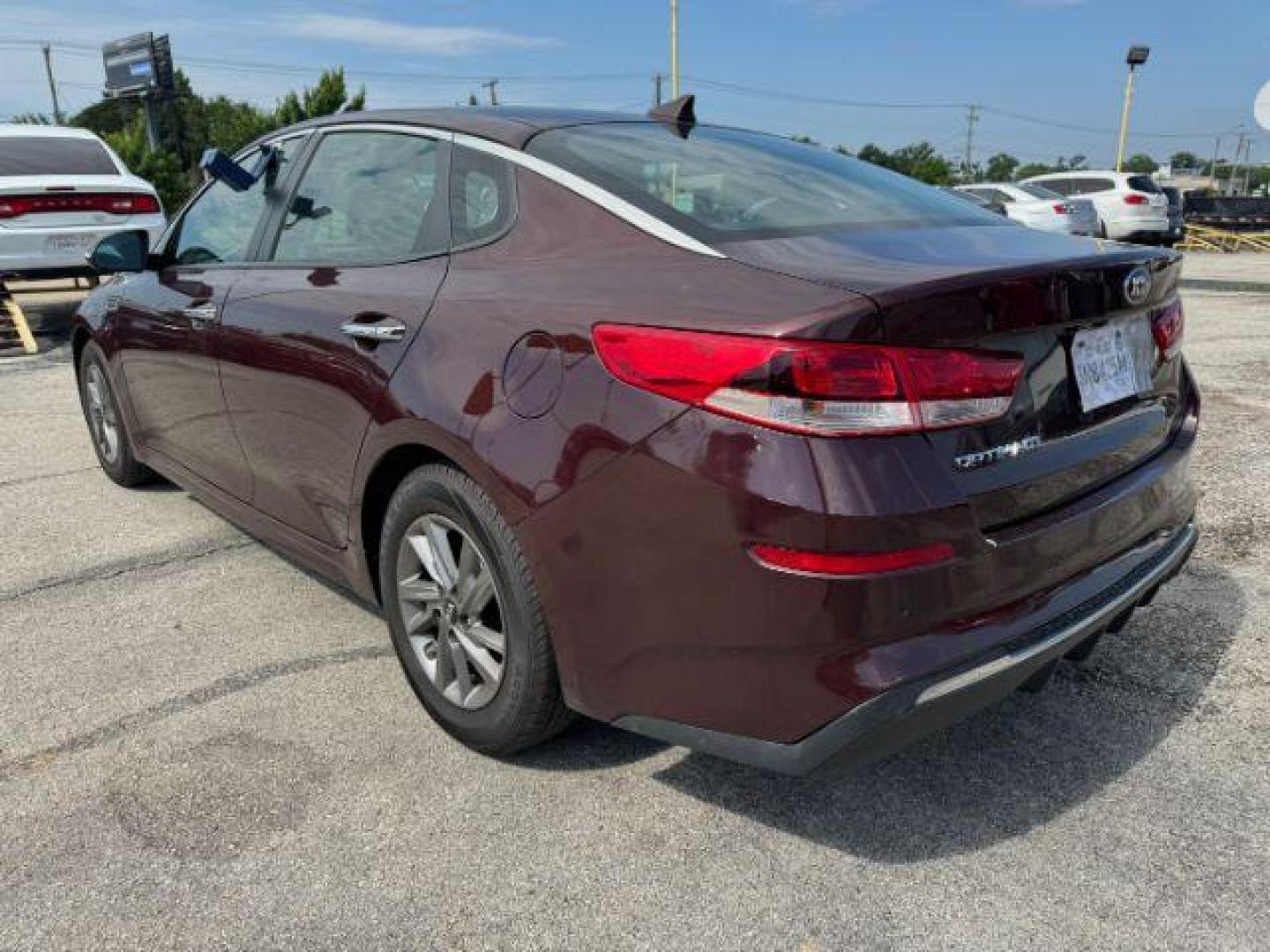 2020 PURPLE Kia Optima LX (5XXGT4L39LG) with an 2.4L L4 DOHC 16V engine, 6-Speed Automatic transmission, located at 2715 W Pioneer Pkwy, Arlington, TX, 76013, (817) 265-9009, 32.710262, -97.153236 - Photo#8