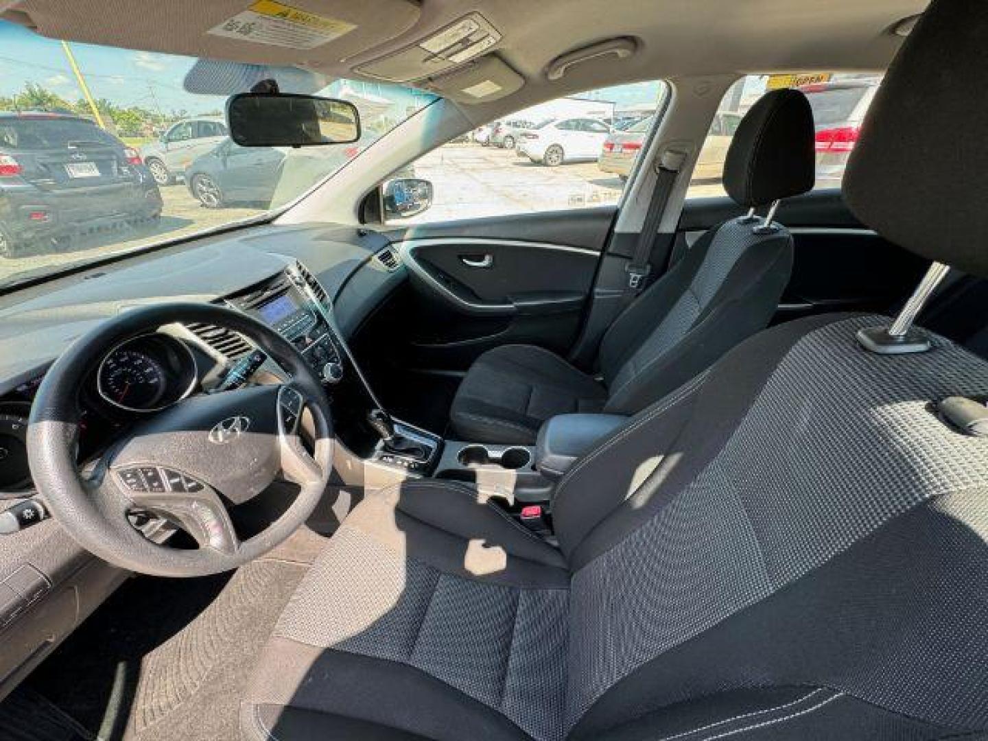 2017 WHITE Hyundai Elantra GT A/T (KMHD35LH8HU) with an 2.0L L4 16V DOHC engine, 6-Speed Automatic transmission, located at 2715 W Pioneer Pkwy, Arlington, TX, 76013, (817) 265-9009, 32.710262, -97.153236 - Photo#14