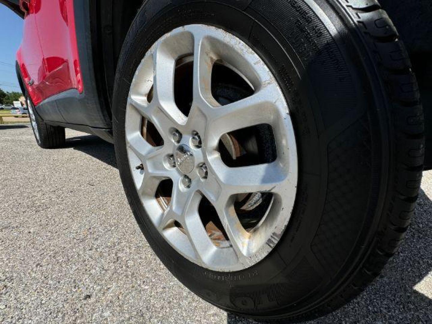 2016 RED Jeep Renegade LL (ZACCJBBT1GP) with an 2.4L L4 DOHC 16V engine, 6-Speed Manual transmission, located at 2715 W Pioneer Pkwy, Arlington, TX, 76013, (817) 265-9009, 32.710262, -97.153236 - Photo#10