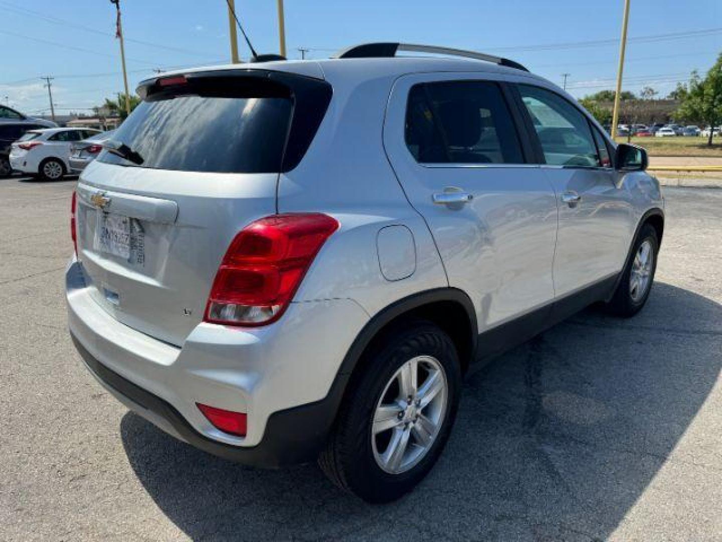 2020 SILVER Chevrolet Trax LT FWD (KL7CJLSB7LB) with an 1.4L L4 DOHC 16V engine, 6-Speed Automatic transmission, located at 2715 W Pioneer Pkwy, Arlington, TX, 76013, (817) 265-9009, 32.710262, -97.153236 - Photo#7