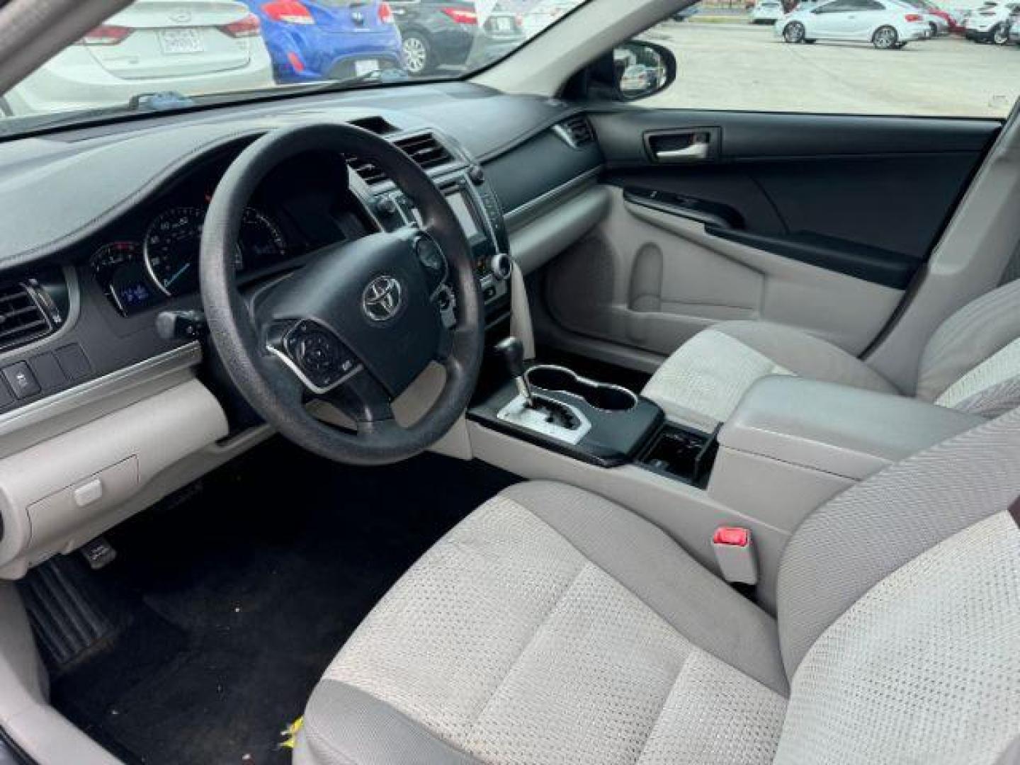 2012 GRAY Toyota Camry LE (4T4BF1FK5CR) with an 2.5L L4 DOHC 16V engine, 6-Speed Automatic transmission, located at 2715 W Pioneer Pkwy, Arlington, TX, 76013, (817) 265-9009, 32.710262, -97.153236 - Photo#15