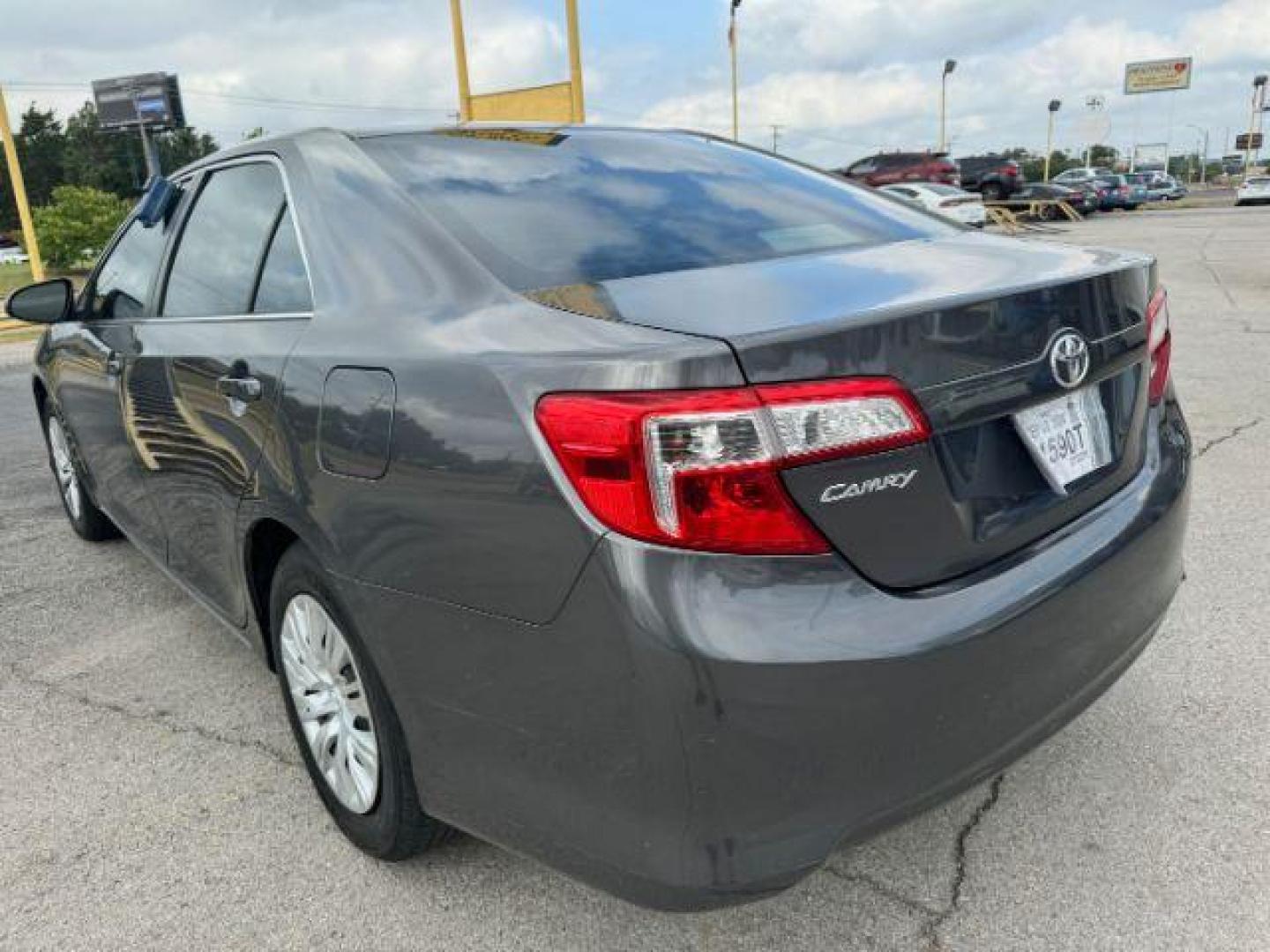 2012 GRAY Toyota Camry LE (4T4BF1FK5CR) with an 2.5L L4 DOHC 16V engine, 6-Speed Automatic transmission, located at 2715 W Pioneer Pkwy, Arlington, TX, 76013, (817) 265-9009, 32.710262, -97.153236 - Photo#8