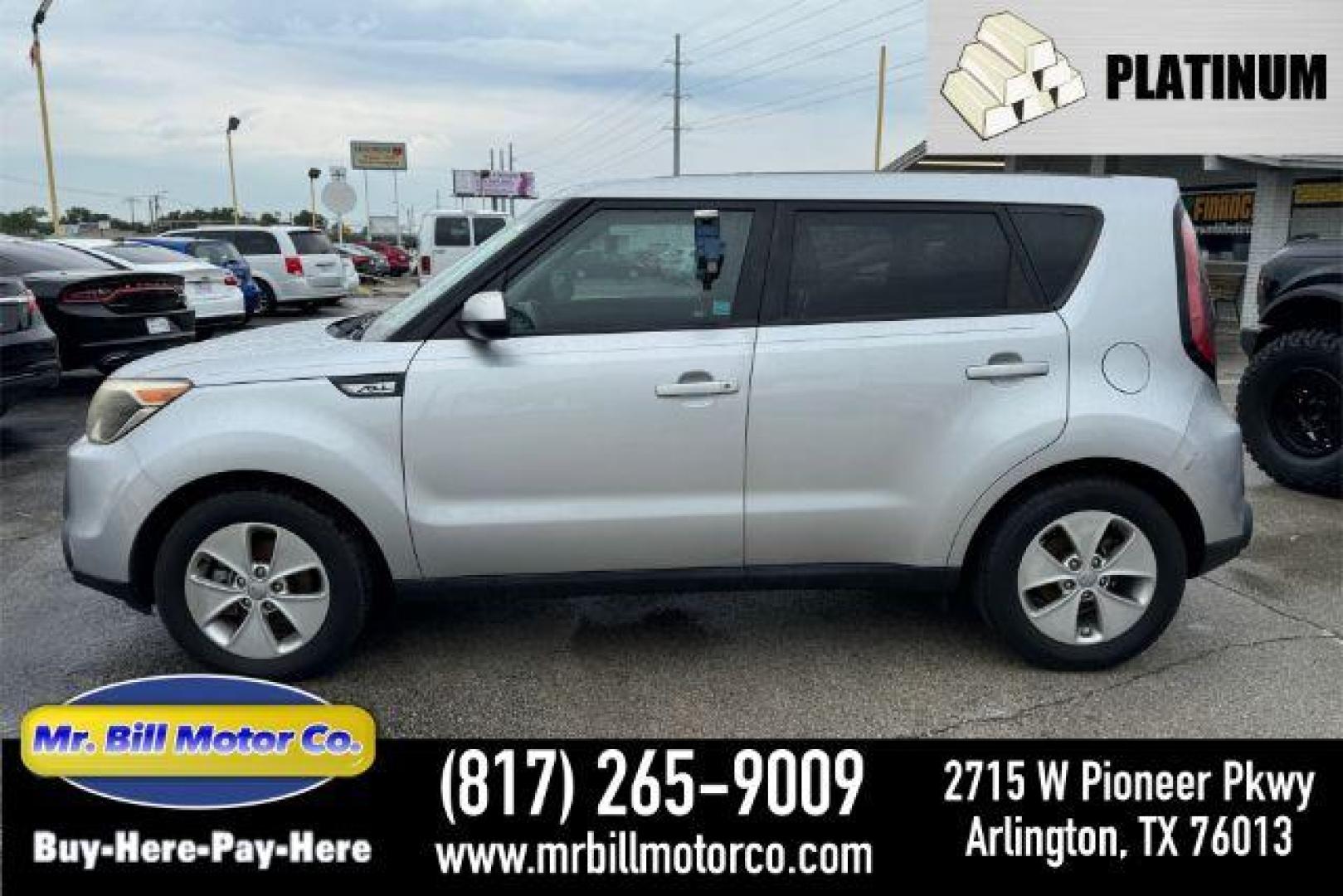 2015 SILVER Kia Soul Base (KNDJN2A2XF7) with an 1.6L L4 DOHC 16V engine, located at 2715 W Pioneer Pkwy, Arlington, TX, 76013, (817) 265-9009, 32.710262, -97.153236 - Photo#0