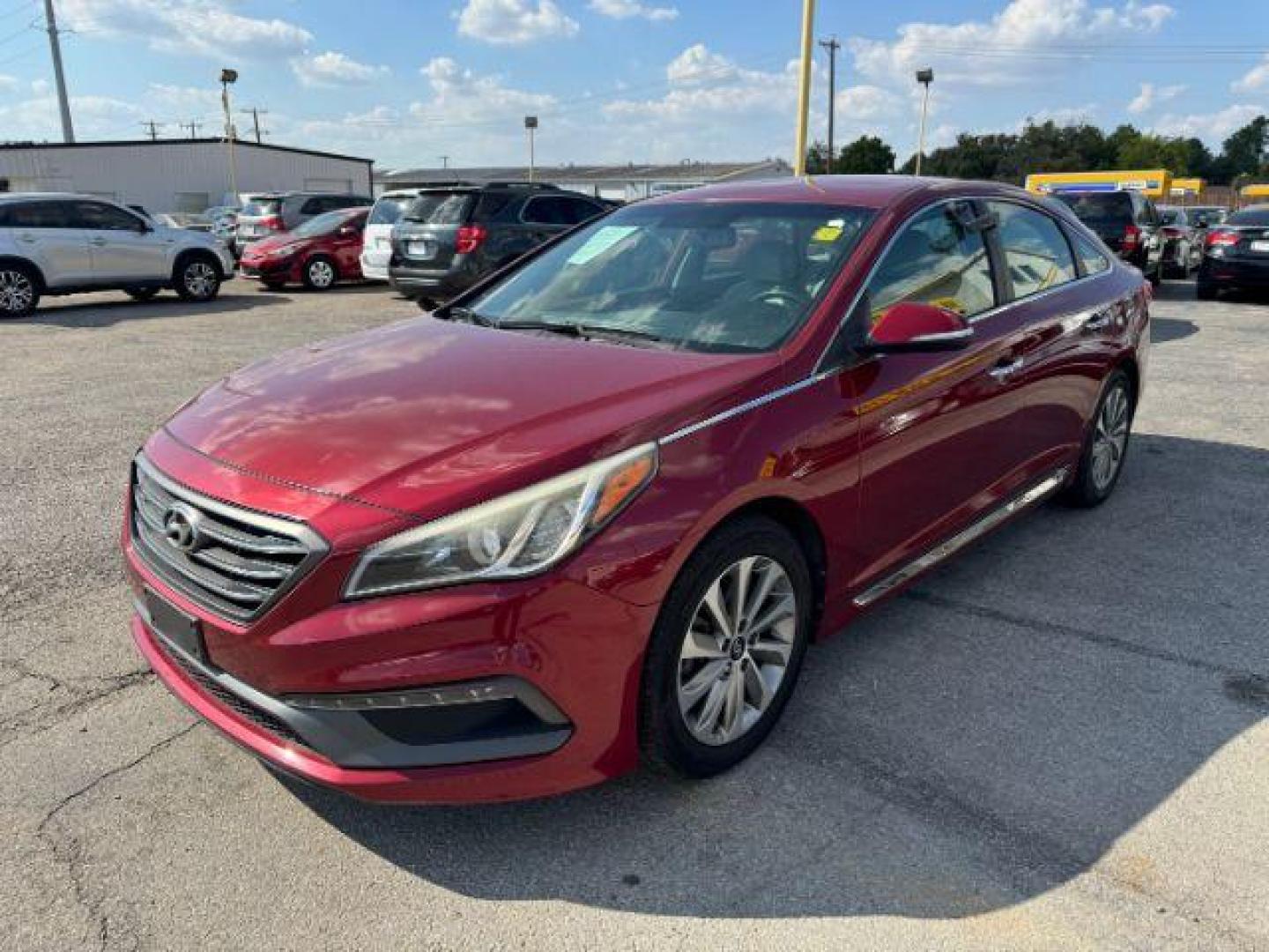 2015 RED Hyundai Sonata Sport (5NPE34AF6FH) with an 2.4L L4 DOHC 16V engine, 6-Speed Automatic transmission, located at 2715 W Pioneer Pkwy, Arlington, TX, 76013, (817) 265-9009, 32.710262, -97.153236 - Photo#3