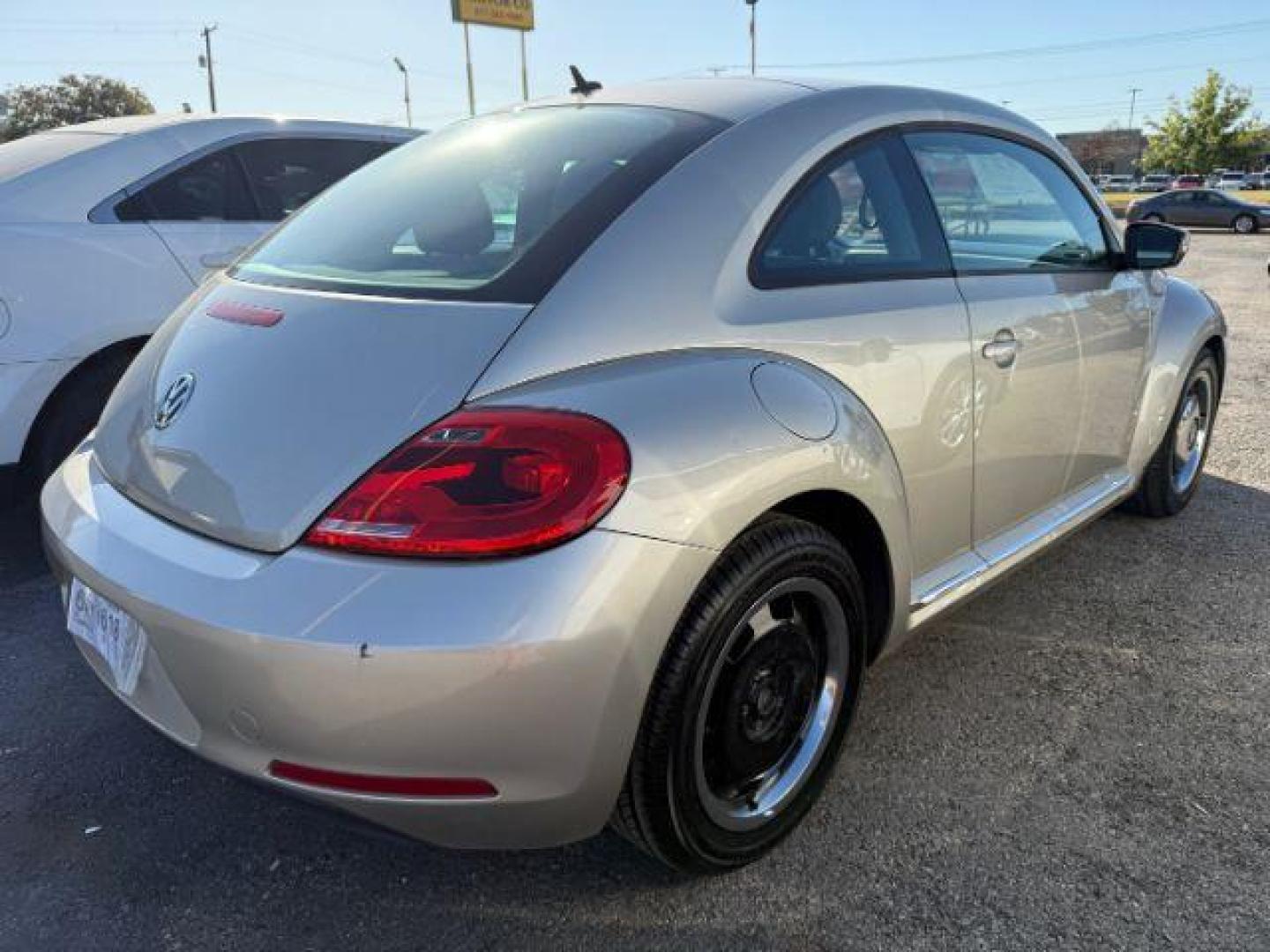 2012 TAN Volkswagen Beetle 2.5L (3VWJX7AT1CM) with an 2.5L L5 DOHC 20V engine, located at 2715 W Pioneer Pkwy, Arlington, TX, 76013, (817) 265-9009, 32.710262, -97.153236 - Photo#5