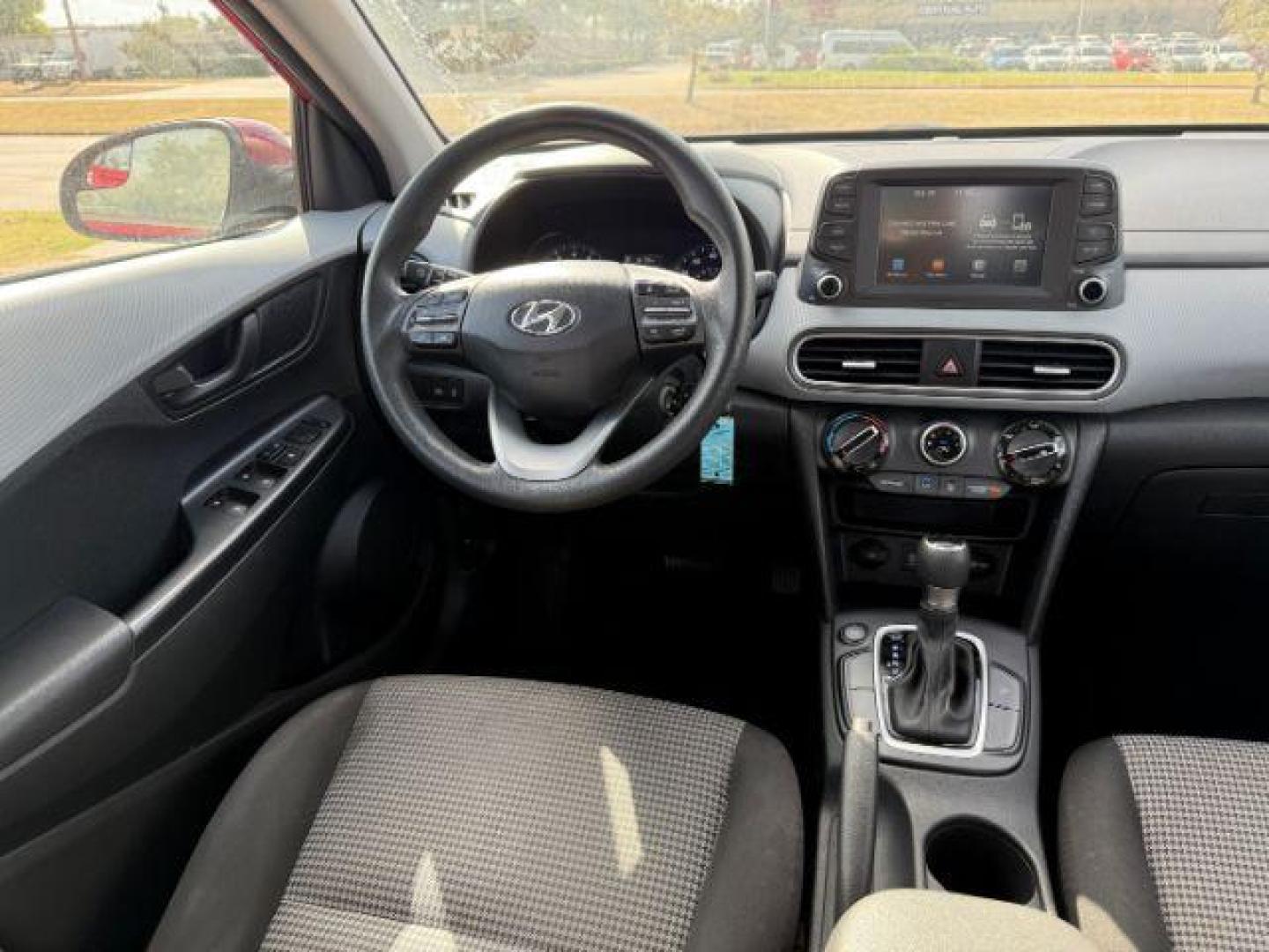 2019 RED Hyundai Kona SE (KM8K12AA9KU) with an 2.0L L4 DOHC 16V engine, 6-Speed Automatic transmission, located at 2715 W Pioneer Pkwy, Arlington, TX, 76013, (817) 265-9009, 32.710262, -97.153236 - Photo#13