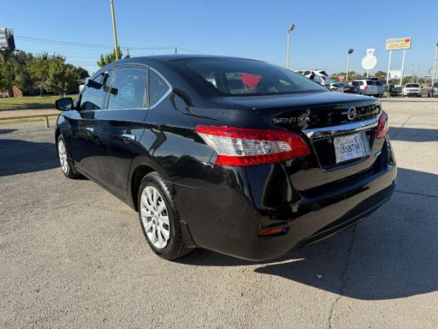 2013 BLACK Nissan Sentra SV (3N1AB7AP4DL) with an 1.8L L4 SFI DOHC 16V engine, Continuously Variable Transmission transmission, located at 2715 W Pioneer Pkwy, Arlington, TX, 76013, (817) 265-9009, 32.710262, -97.153236 - Photo#9