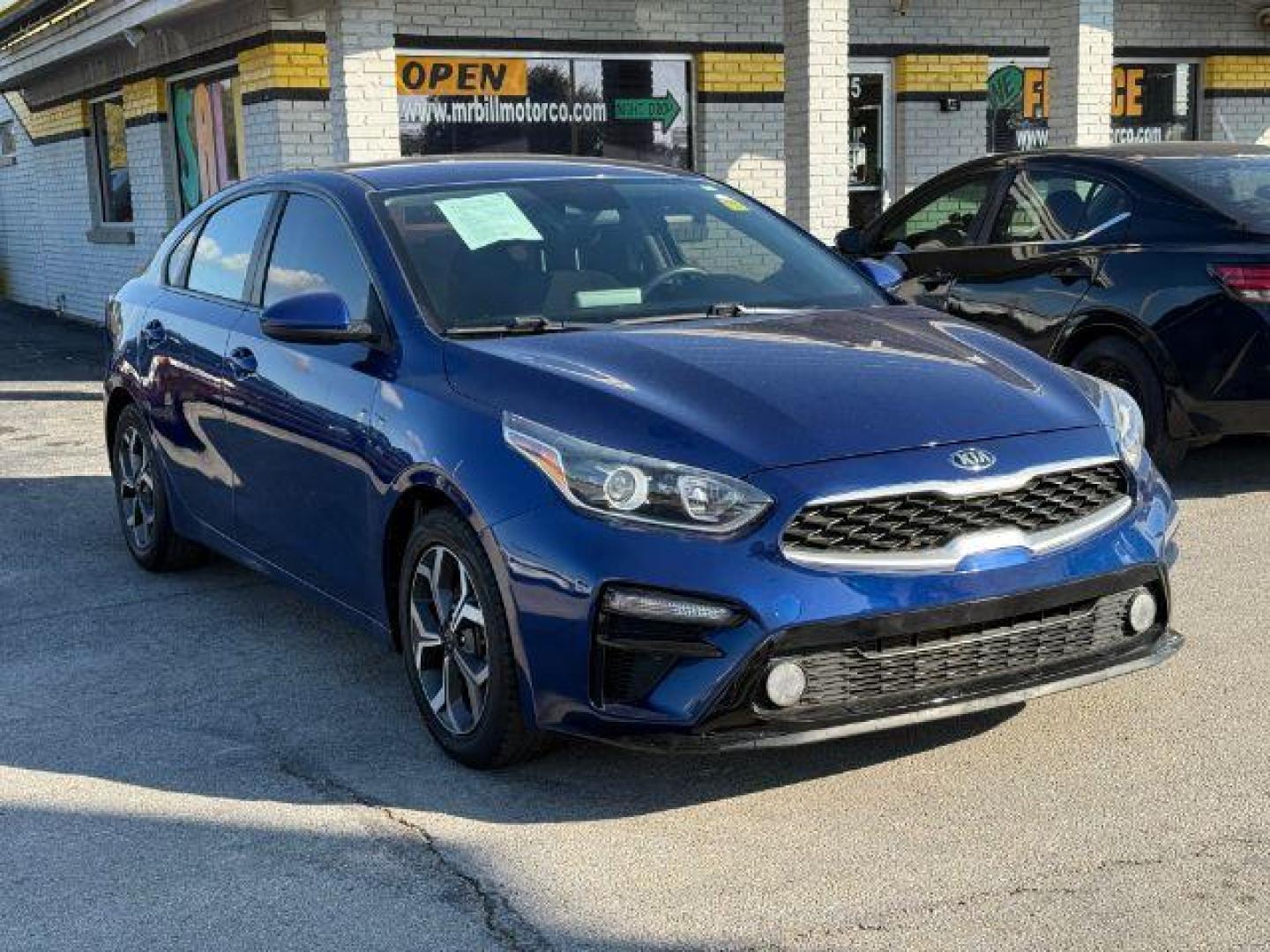 2019 BLUE Kia Forte LXS (3KPF24AD6KE) , located at 2715 W Pioneer Pkwy, Arlington, TX, 76013, (817) 265-9009, 32.710262, -97.153236 - Photo#5