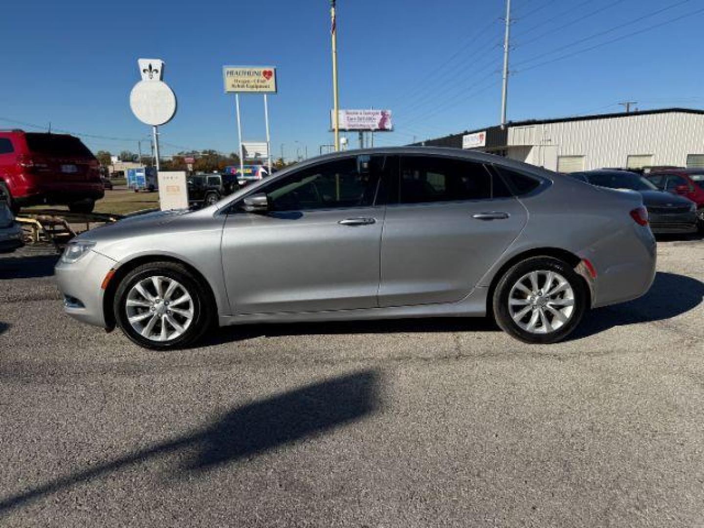 2015 SILVER Chrysler 200 C (1C3CCCCB1FN) with an 2.4L L4 DOHC 16V engine, 9-Speed Automatic transmission, located at 2715 W Pioneer Pkwy, Arlington, TX, 76013, (817) 265-9009, 32.710262, -97.153236 - Photo#2