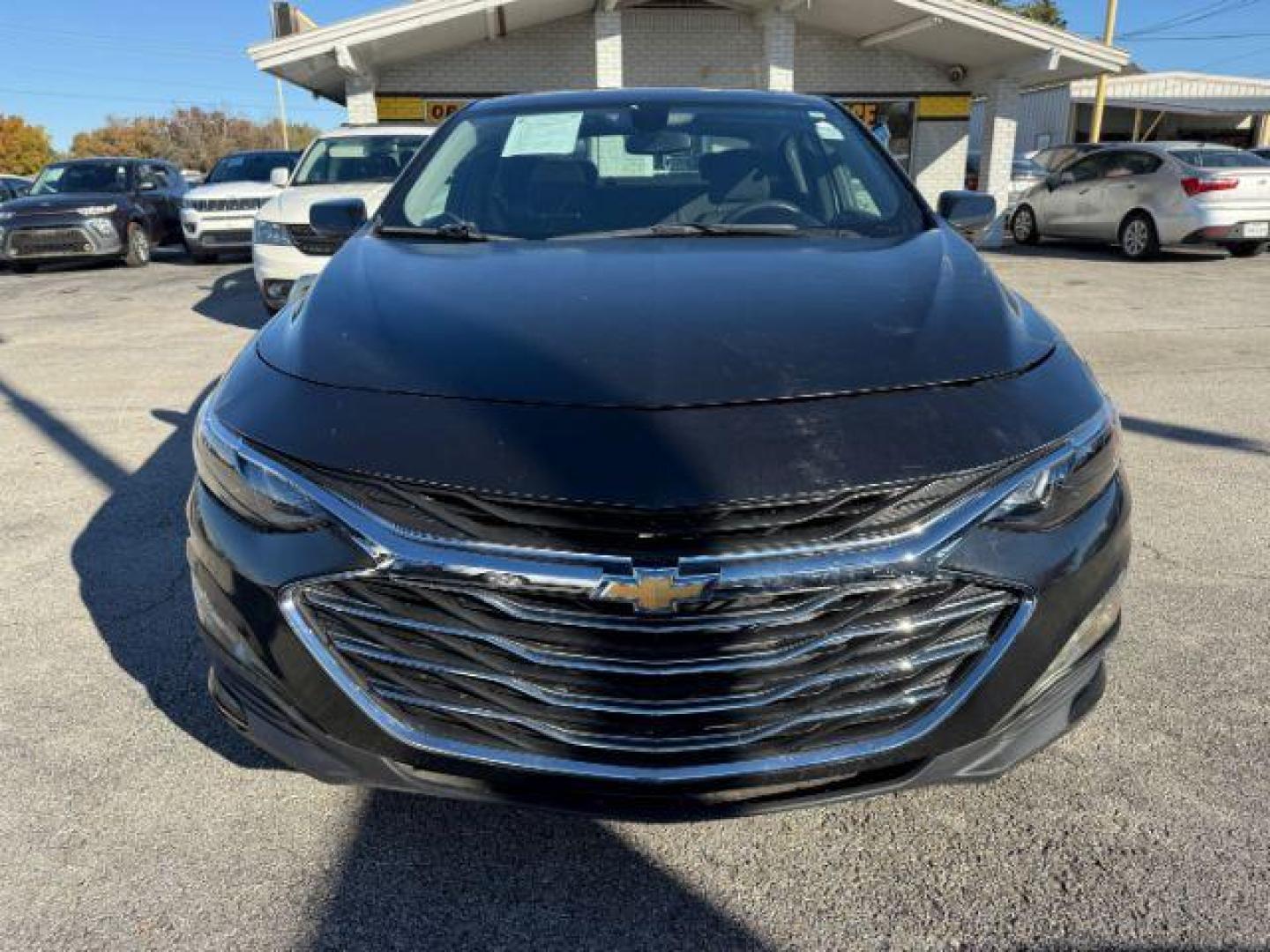 2019 BLACK Chevrolet Malibu LT (1G1ZD5ST3KF) with an 1.5L L4 DOHC 16V engine, 6-Speed Automatic transmission, located at 2715 W Pioneer Pkwy, Arlington, TX, 76013, (817) 265-9009, 32.710262, -97.153236 - Photo#4