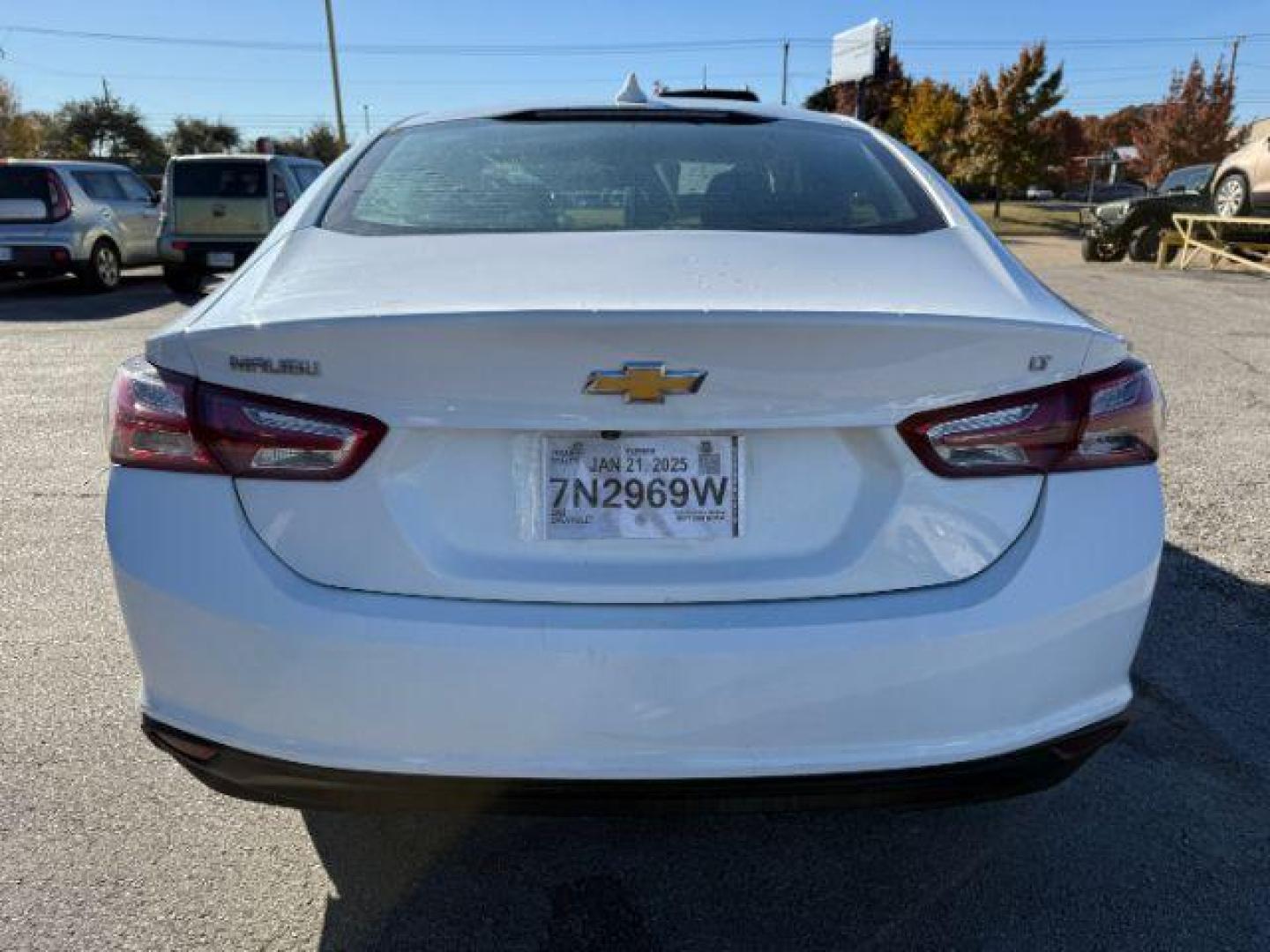 2020 WHITE Chevrolet Malibu LT (1G1ZD5ST8LF) with an 1.5L L4 DOHC 16V engine, 6-Speed Automatic transmission, located at 2715 W Pioneer Pkwy, Arlington, TX, 76013, (817) 265-9009, 32.710262, -97.153236 - Photo#8