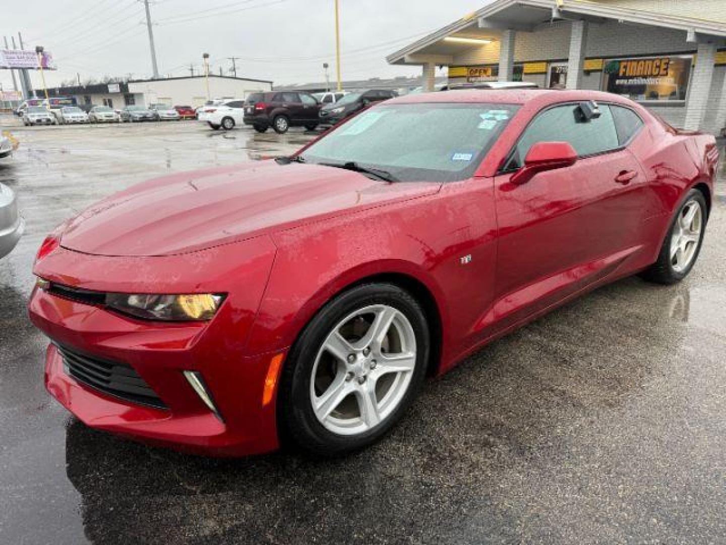 2018 RED CHEVROLET CAMARO 1LT (1G1FB1RX6J0) , located at 2715 W Pioneer Pkwy, Arlington, TX, 76013, (817) 265-9009, 32.710262, -97.153236 - Photo#3