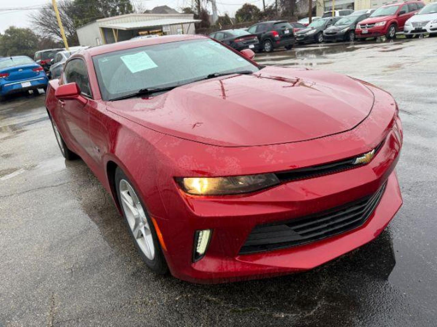 2018 RED CHEVROLET CAMARO 1LT (1G1FB1RX6J0) , located at 2715 W Pioneer Pkwy, Arlington, TX, 76013, (817) 265-9009, 32.710262, -97.153236 - Photo#5