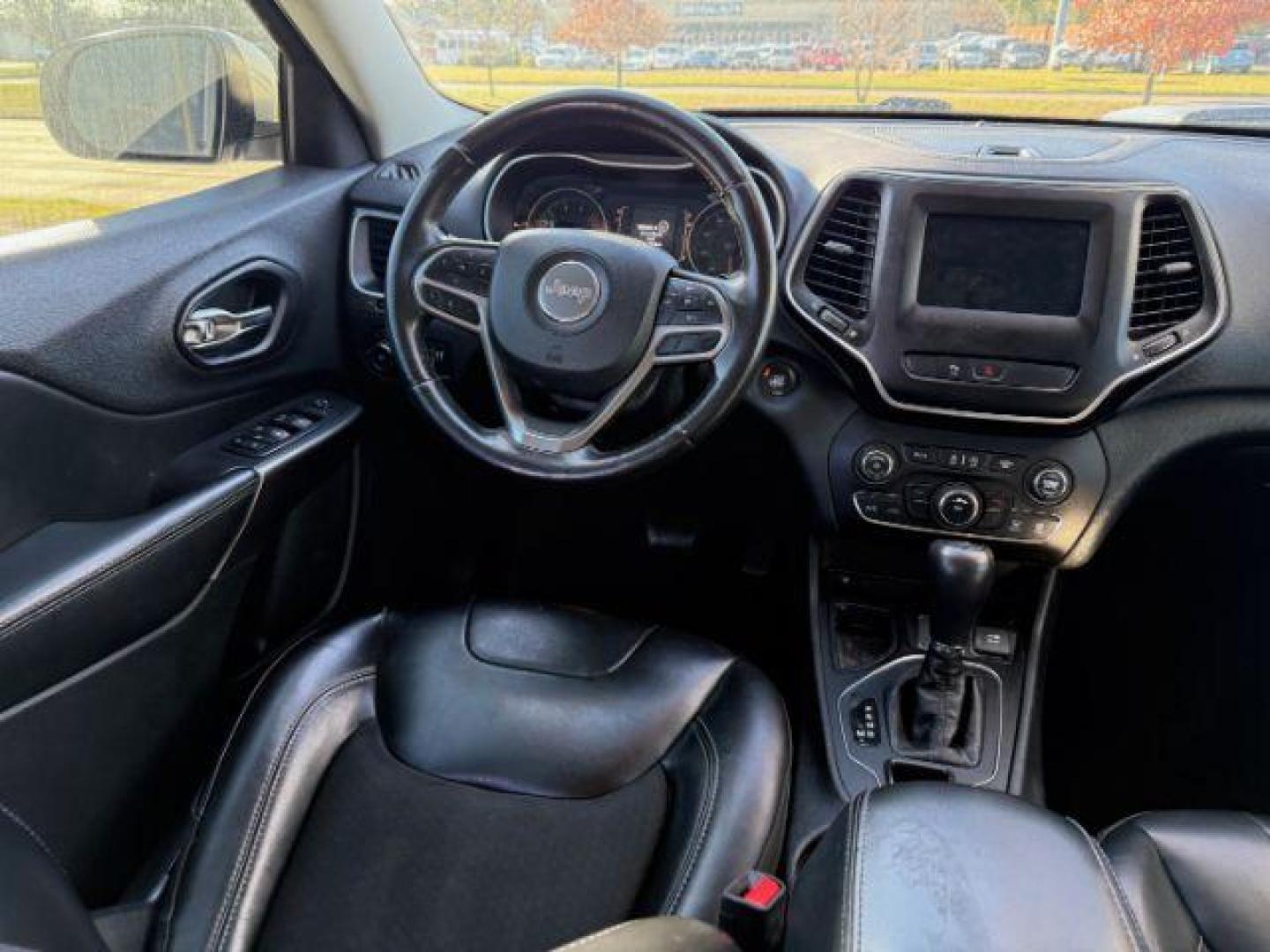 2019 WHITE Jeep Cherokee Latitude Plus FWD (1C4PJLLX0KD) with an 3.2L V6 DOHC 24V engine, 9-Speed Automatic transmission, located at 2715 W Pioneer Pkwy, Arlington, TX, 76013, (817) 265-9009, 32.710262, -97.153236 - Photo#13