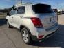 2018 SILVER Chevrolet Trax LT FWD (KL7CJLSB9JB) with an 1.4L L4 DOHC 16V engine, 6-Speed Automatic transmission, located at 2715 W Pioneer Pkwy, Arlington, TX, 76013, (817) 265-9009, 32.710262, -97.153236 - Photo#9