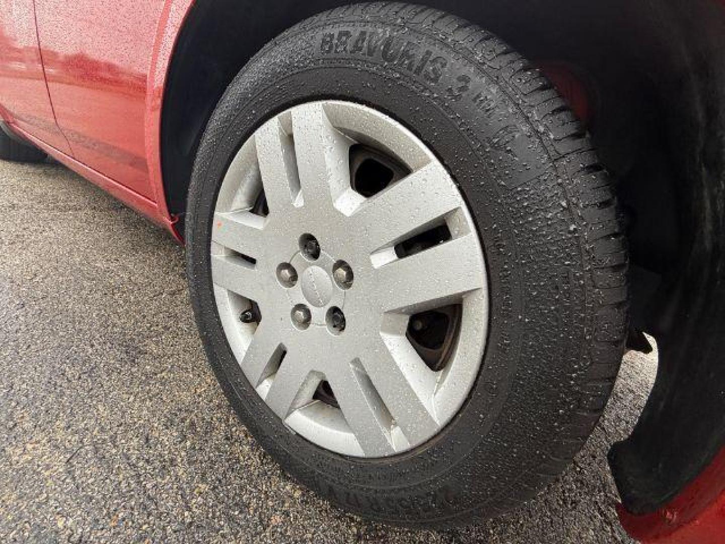 2014 RED Dodge Avenger SE (1C3CDZAB1EN) with an 2.4L L4 DOHC 16V engine, 4-Speed Automatic transmission, located at 2715 W Pioneer Pkwy, Arlington, TX, 76013, (817) 265-9009, 32.710262, -97.153236 - Photo#10