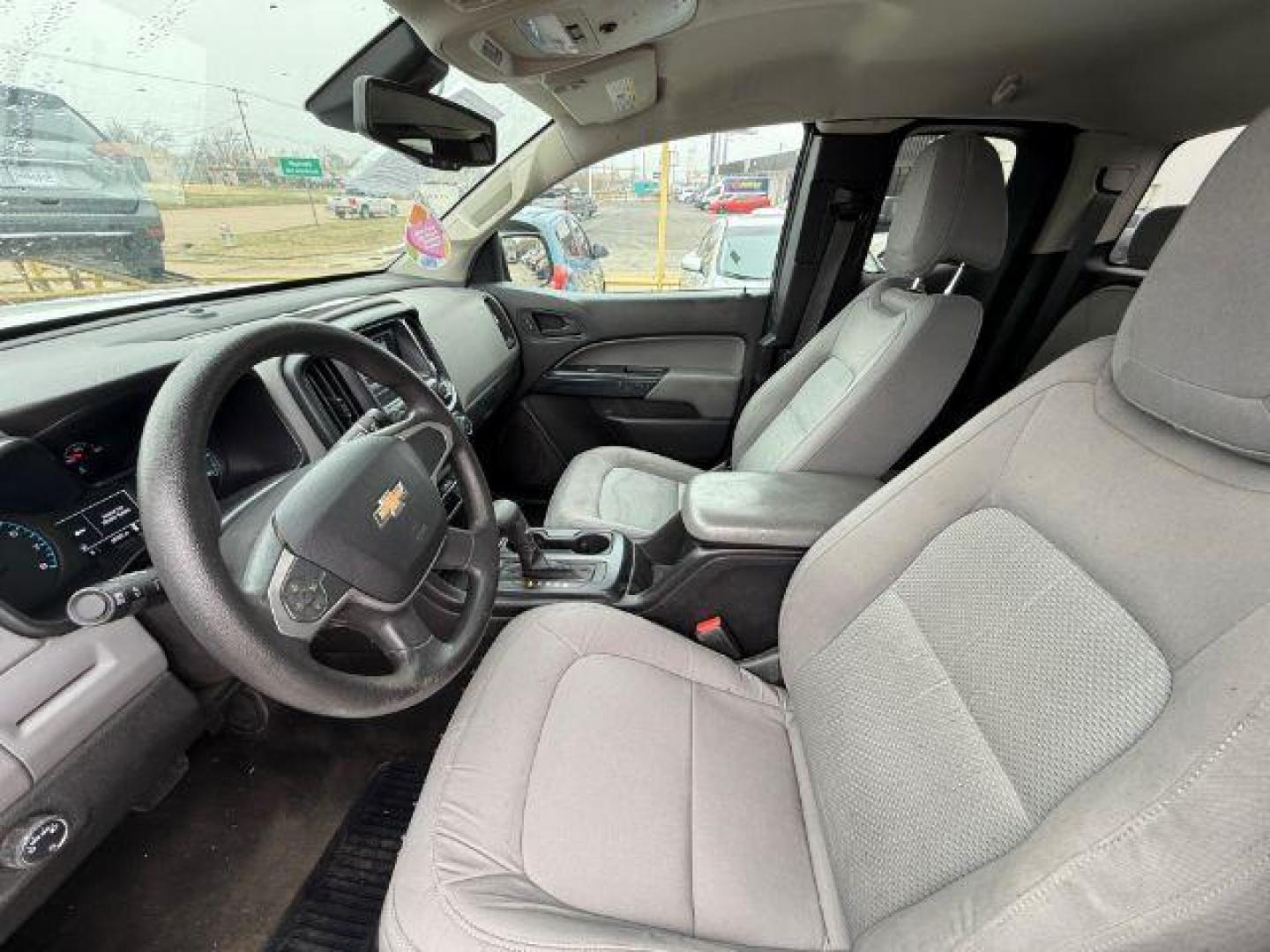 2016 WHITE CHEVROLET COLORADO 2WD WT (1GCHSBEA1G1) , located at 2715 W Pioneer Pkwy, Arlington, TX, 76013, (817) 265-9009, 32.710262, -97.153236 - Photo#12