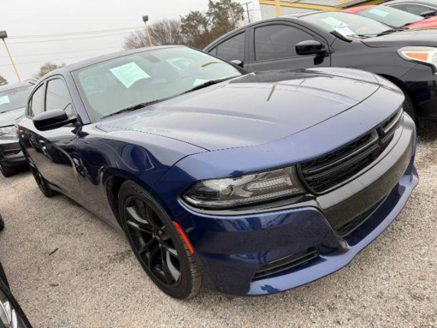 2016 BLUE DODGE CHARGER SXT (2C3CDXHG9GH) , located at 2715 W Pioneer Pkwy, Arlington, TX, 76013, (817) 265-9009, 32.710262, -97.153236 - Photo#3