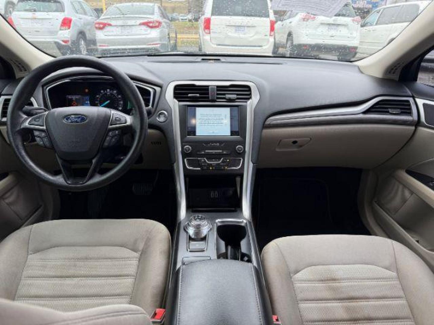 2020 WHITE FORD FUSION SE (3FA6P0HD8LR) , located at 2715 W Pioneer Pkwy, Arlington, TX, 76013, (817) 265-9009, 32.710262, -97.153236 - Photo#12