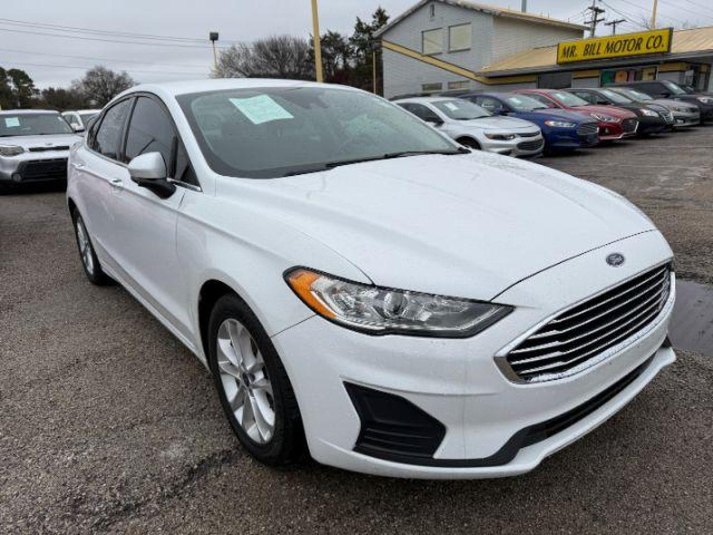 2020 WHITE FORD FUSION SE (3FA6P0HD8LR) , located at 2715 W Pioneer Pkwy, Arlington, TX, 76013, (817) 265-9009, 32.710262, -97.153236 - Photo#5