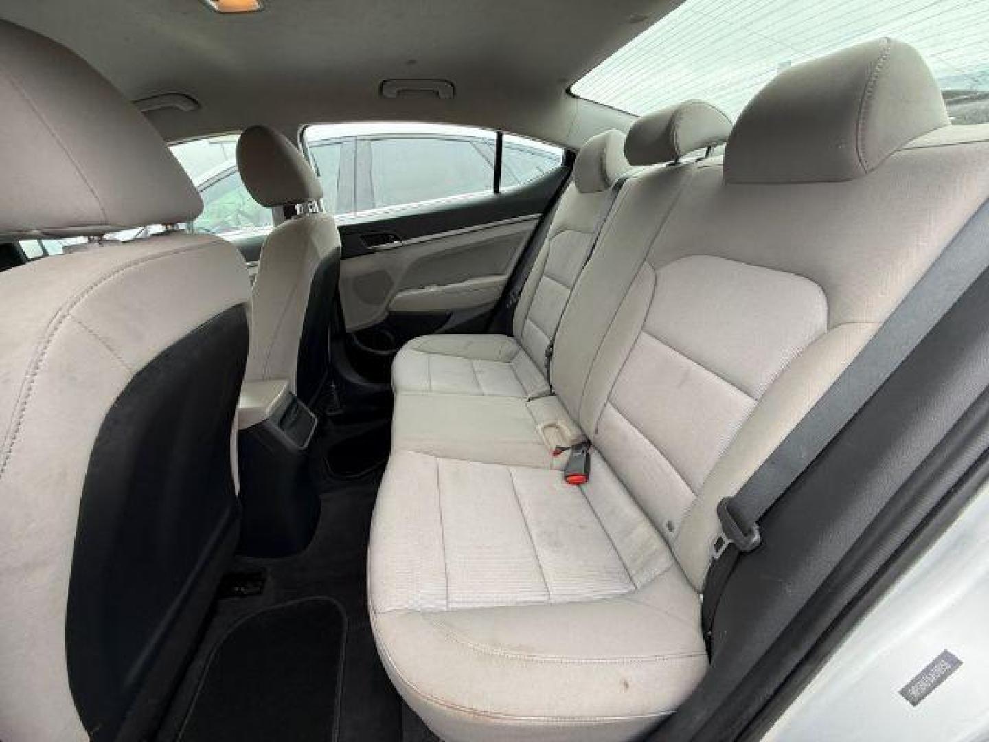 2018 SILVER HYUNDAI ELANTRA SEL (5NPD84LF6JH) , located at 2715 W Pioneer Pkwy, Arlington, TX, 76013, (817) 265-9009, 32.710262, -97.153236 - Photo#11