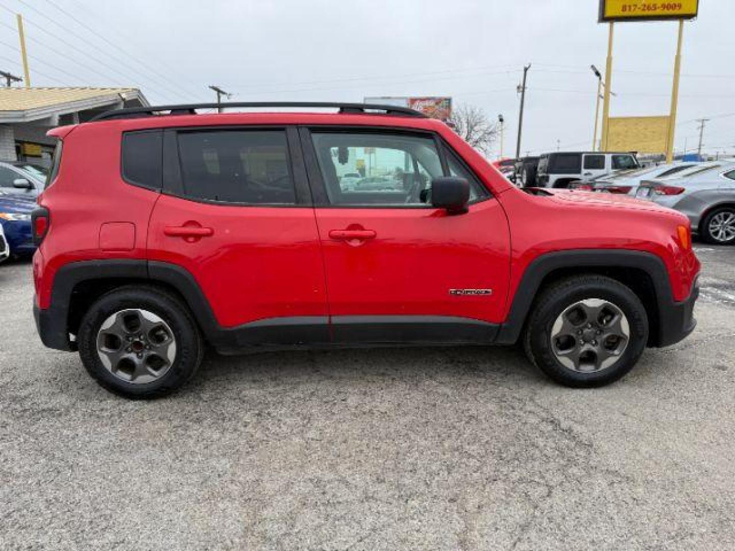 2017 RED Jeep Renegade Sport FWD (ZACCJAAB8HP) with an 2.4L L4 DOHC 16V engine, 6-Speed Manual transmission, located at 2715 W Pioneer Pkwy, Arlington, TX, 76013, (817) 265-9009, 32.710262, -97.153236 - Photo#6