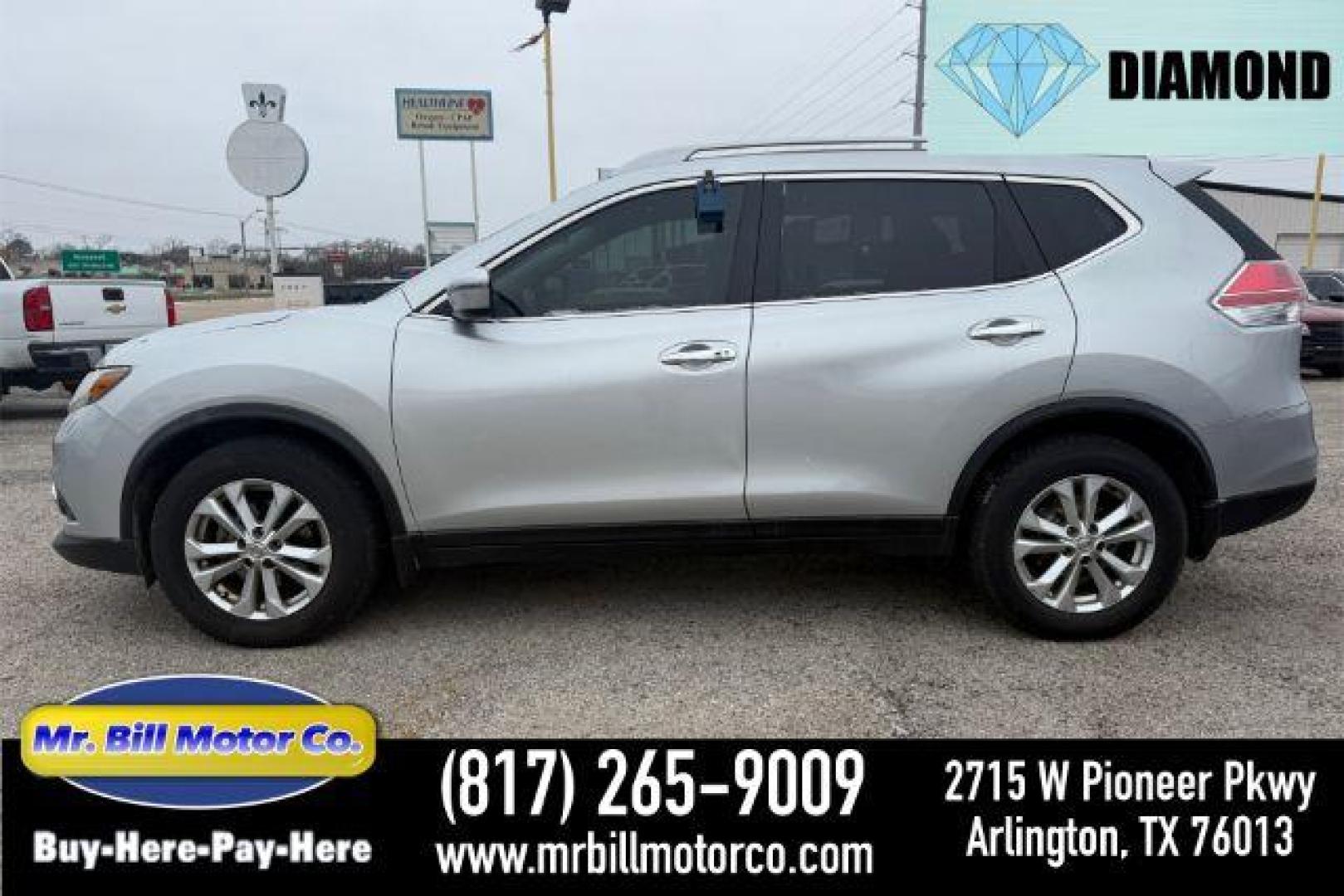 2016 SILVER NISSAN ROGUE SV (5N1AT2MT6GC) , located at 2715 W Pioneer Pkwy, Arlington, TX, 76013, (817) 265-9009, 32.710262, -97.153236 - Photo#0