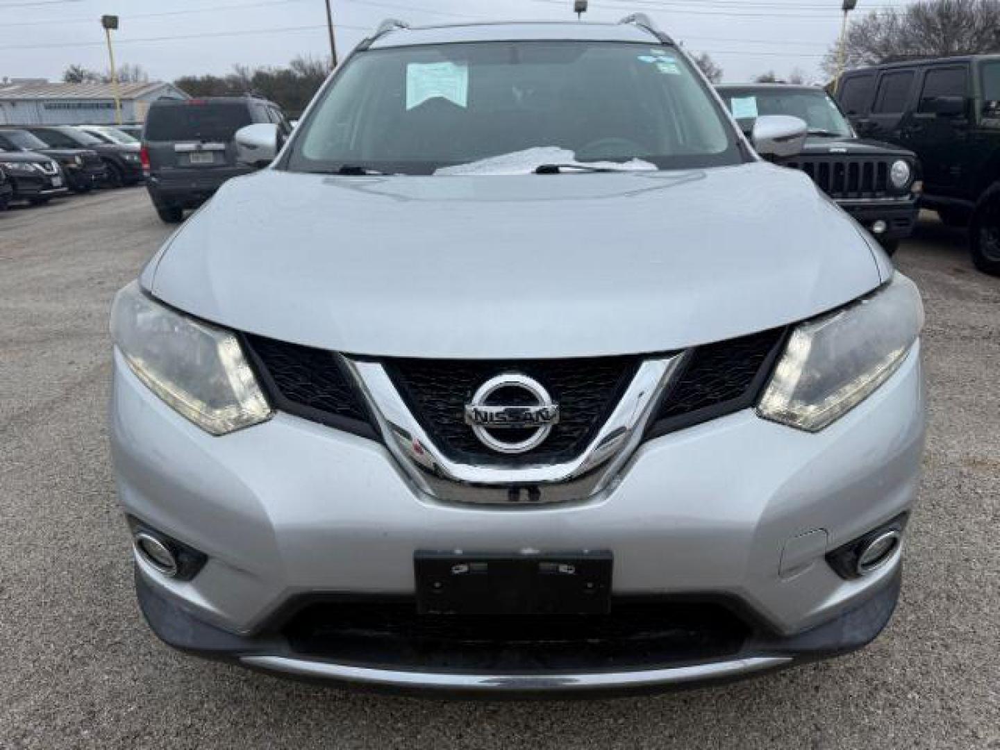 2016 SILVER NISSAN ROGUE SV (5N1AT2MT6GC) , located at 2715 W Pioneer Pkwy, Arlington, TX, 76013, (817) 265-9009, 32.710262, -97.153236 - Photo#4