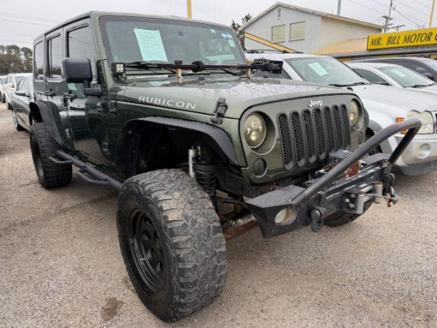 2008 GREEN Jeep Wrangler Unlimited Rubicon (1J8GA69178L) with an 3.8L V6 OHV 12V engine, located at 2715 W Pioneer Pkwy, Arlington, TX, 76013, (817) 265-9009, 32.710262, -97.153236 - Photo#4